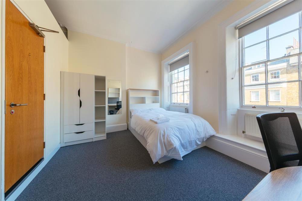 John Adams Hall Londres Extérieur photo